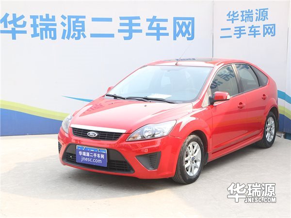 红色经典福克斯，时髦大方，车子的状况精品