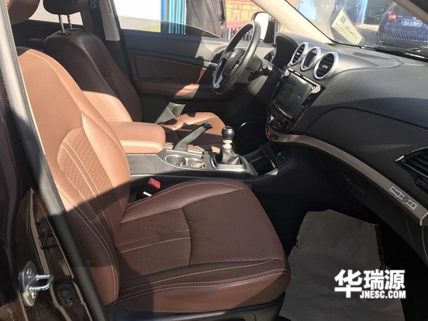 五万二手车推荐  “汽车界的小米” 比亚迪S7