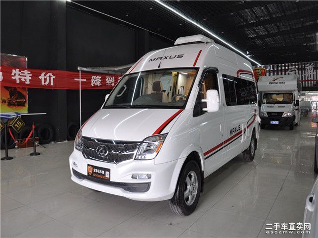 二手上汽大通MAXUSV802014款 排量2.5L手动 长轴 高顶 傲运通 价格23.99万