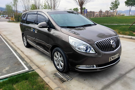 陇南二手别克GL8 2014款 3.0L SIDI旗舰版