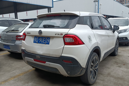荆州二手中华V3 2015款 1.5T 手动 都市型