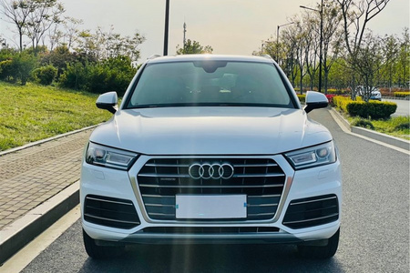 宁德二手奥迪Q5L 2020款 40 TFSI 荣享时尚型